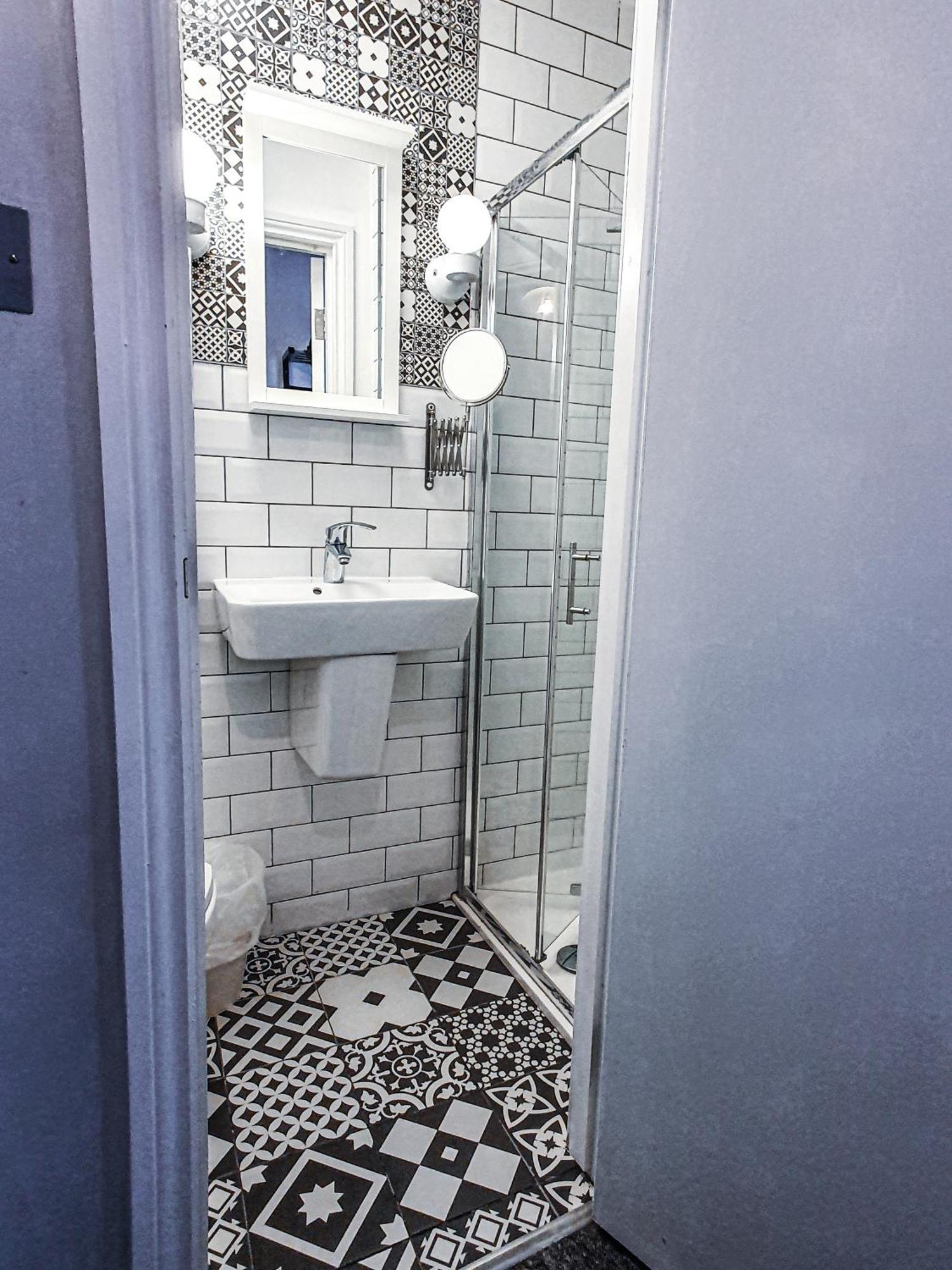 Plaza Hotel London Room photo