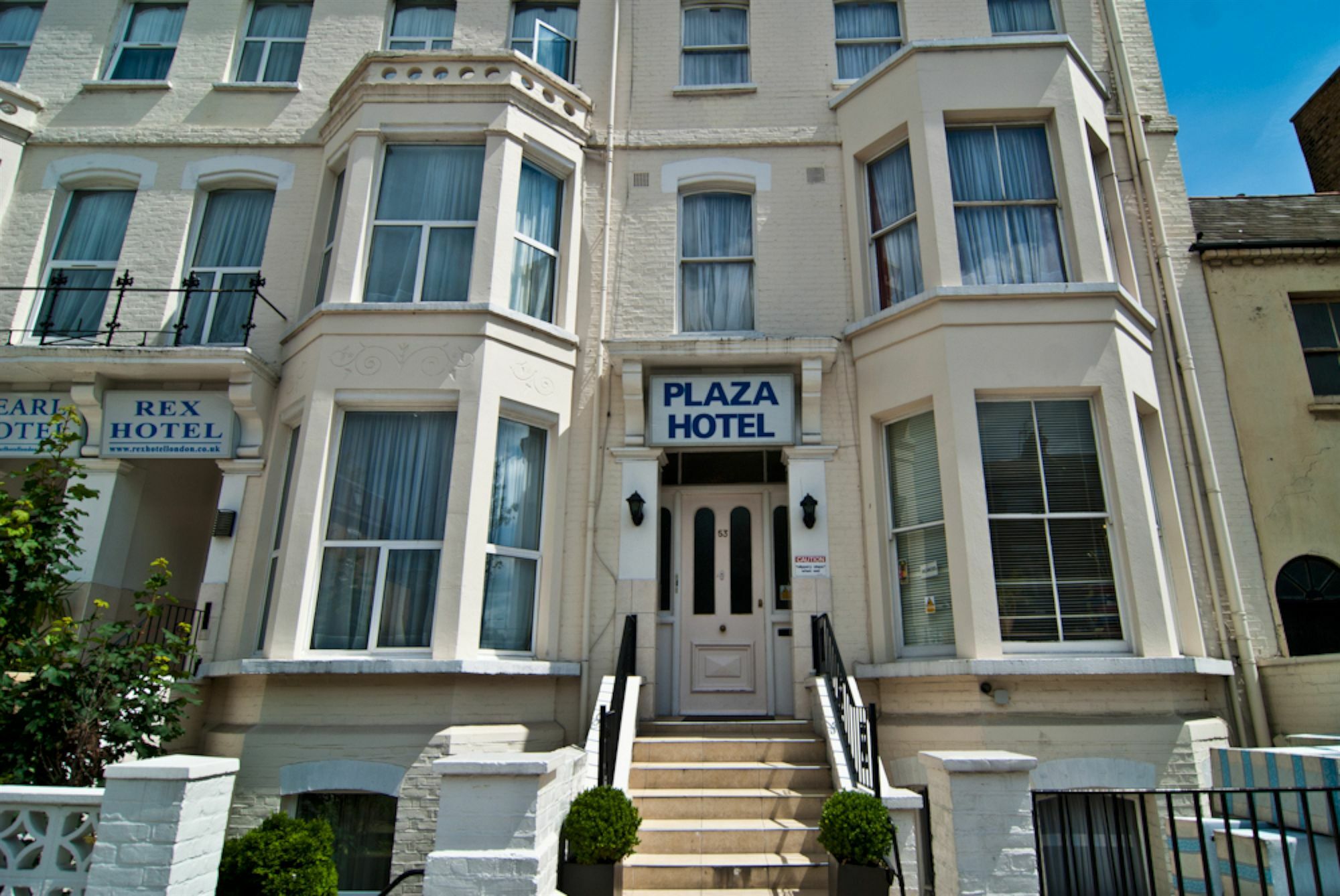 Plaza Hotel London Exterior photo